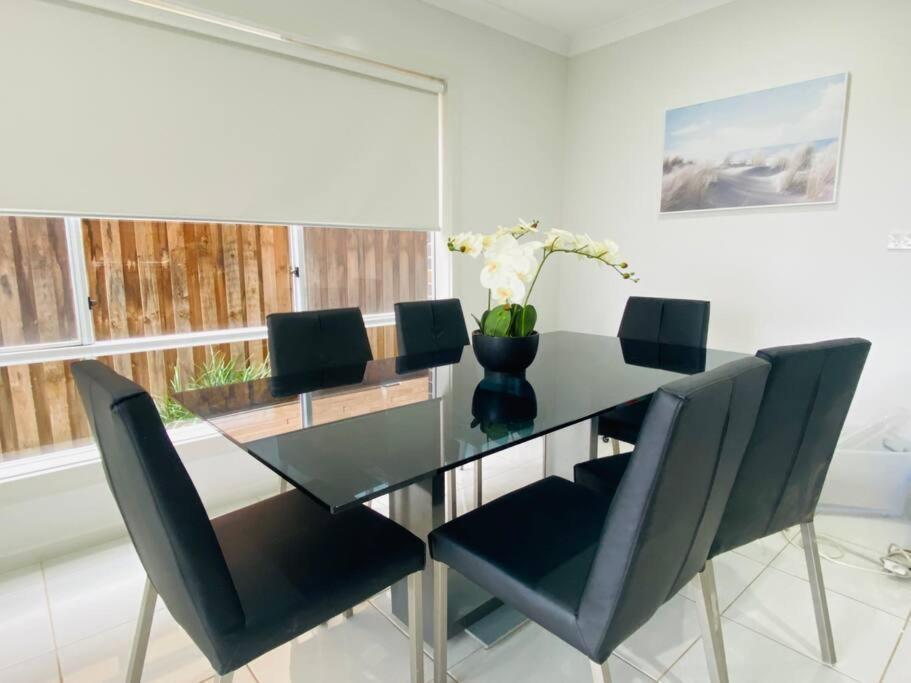 Kellyville 5Br Near Park And Shopping Mall Eksteriør billede
